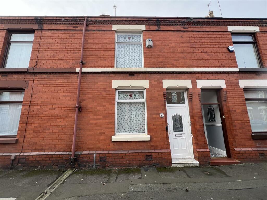 2 bedroom terraced house for sale in Harris Street, St Helens, WA10