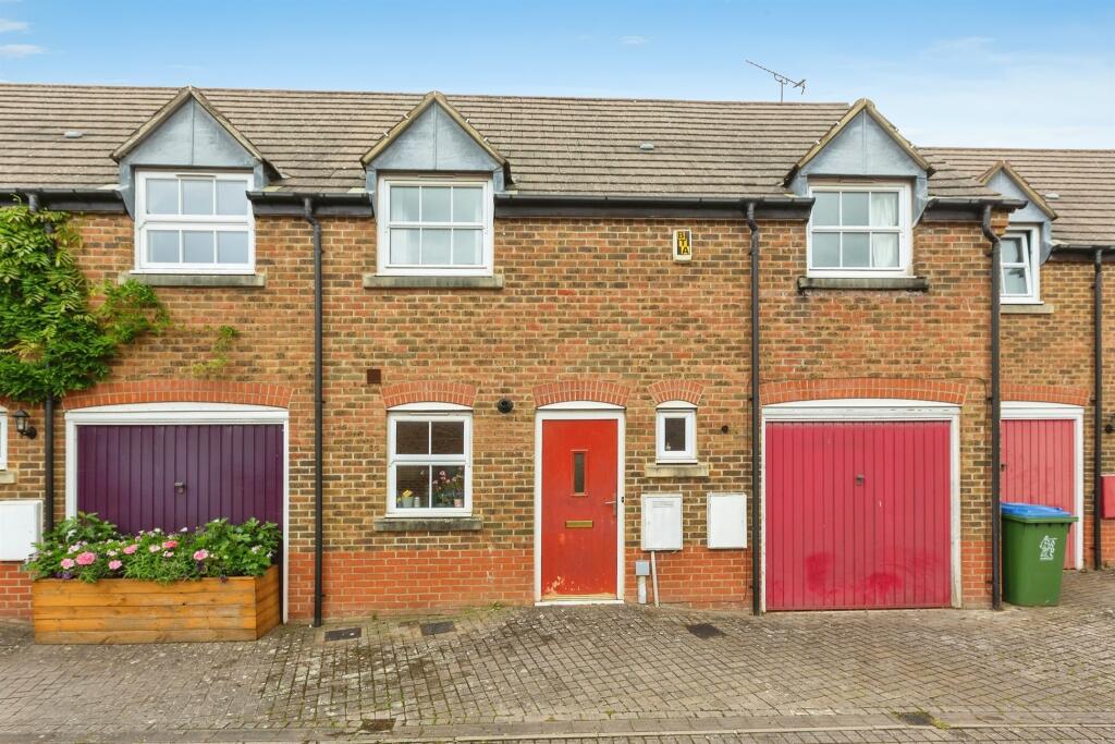 Main image of property: Starling Mews, Aylesbury