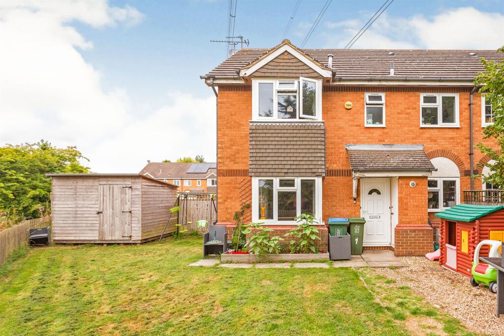 Main image of property: Foxgloves, Aylesbury