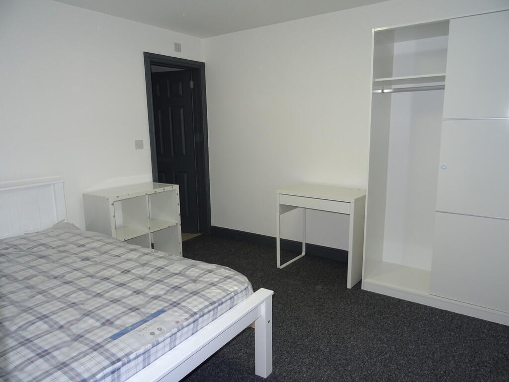 Additional image 3 of Booking Ensuite rooms near Warwick Uni