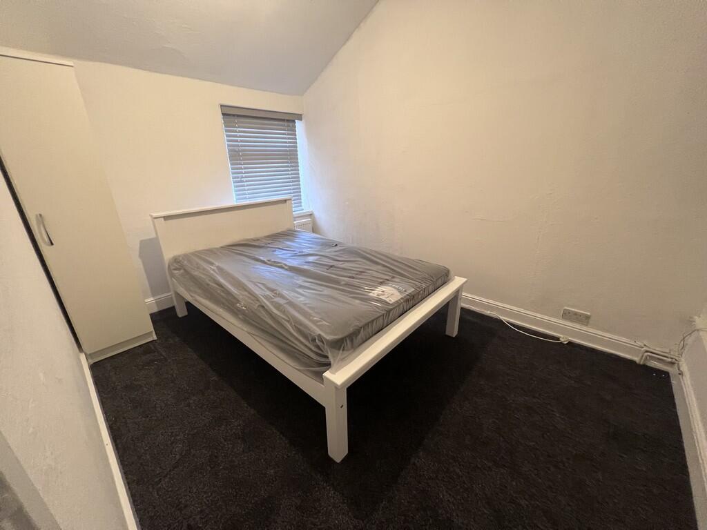 Additional property image - Henry Street, Kenilworth