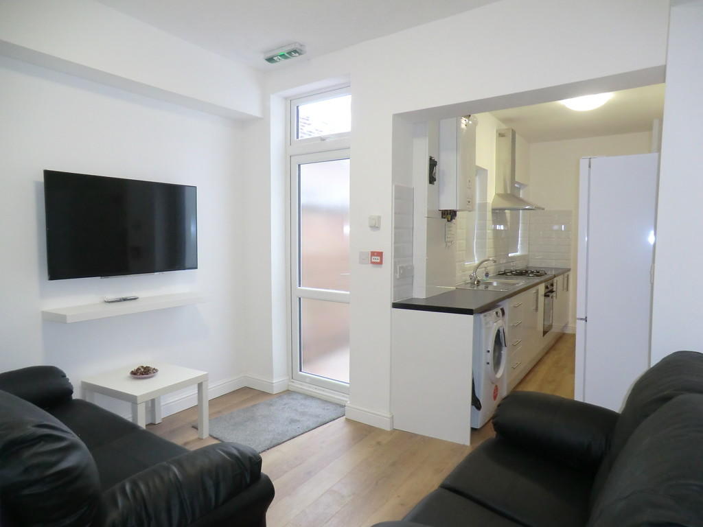 Main image of property: HMO Investment house -By Cov uni