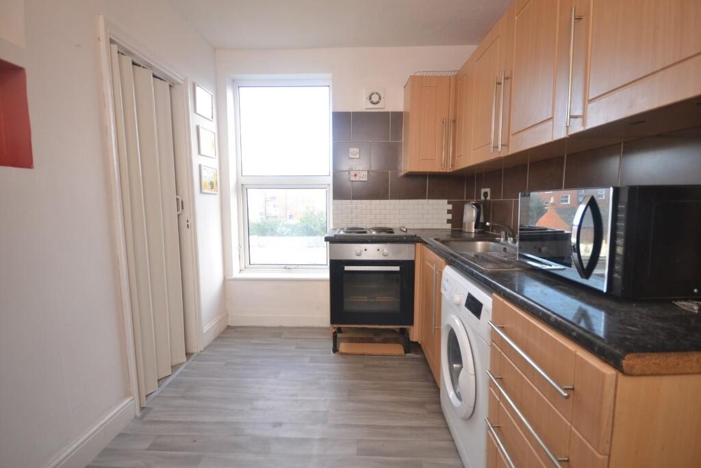 Main image of property: Waylen Street, Reading, RG1 7UP