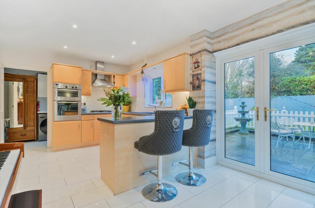 Additional property image - Hunters Mews, Fontwell, BN18