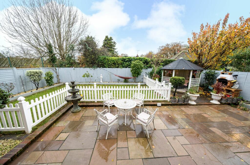 Additional property image - Hunters Mews, Fontwell, BN18