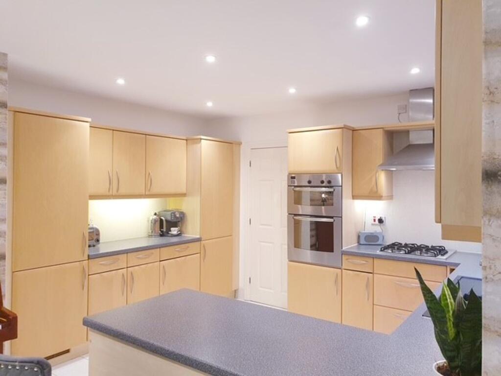 Additional property image - Hunters Mews, Fontwell, BN18