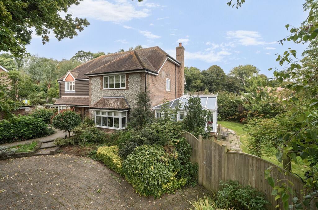 Main image of property: The Rummers, Chichester, PO19