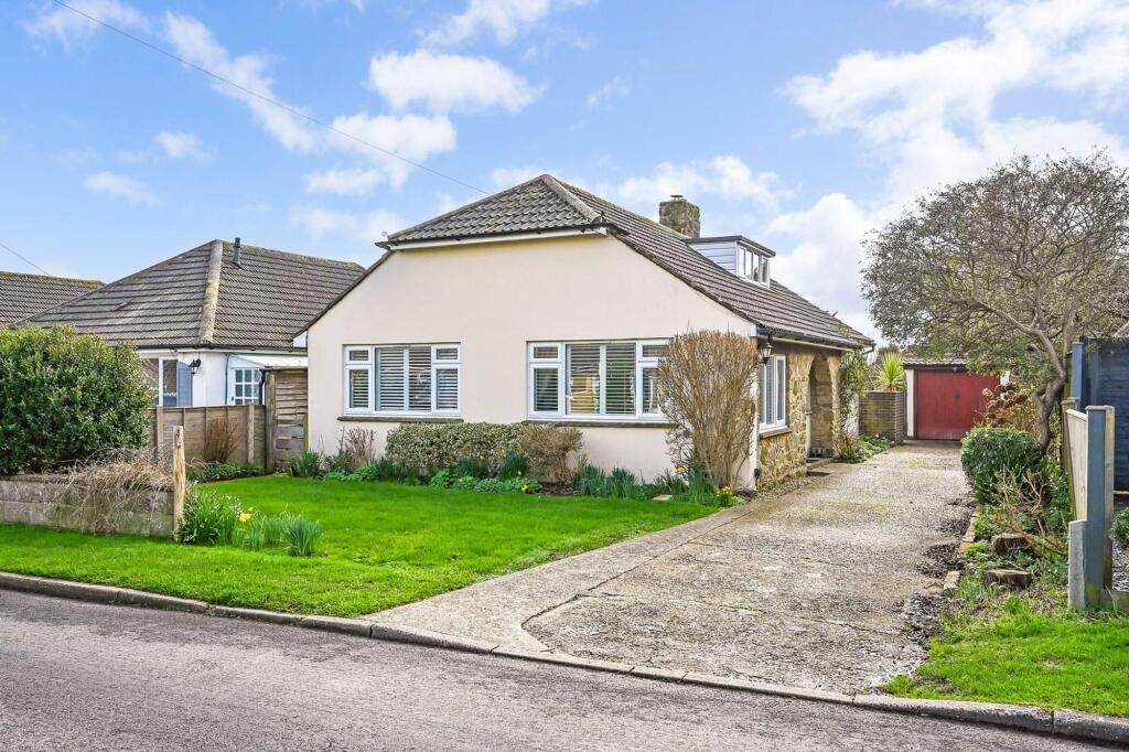 Main image of property: Elm Close, Bracklesham Bay, PO20