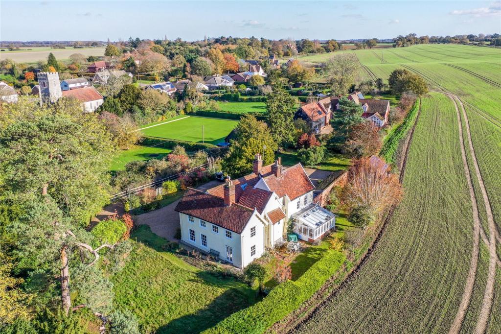 6 bedroom detached house for sale in Westerfield, Nr Ipswich, Suffolk, IP6