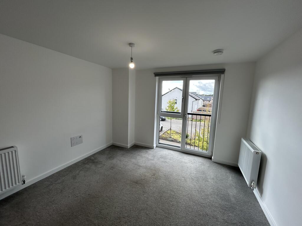 Main image of property: Flat 3, 38 Cammo Tower View, Edinburgh
