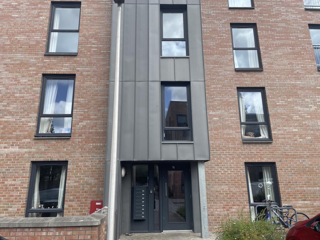 Main image of property: Flat 7, 16 Paterson Place, Edinburgh