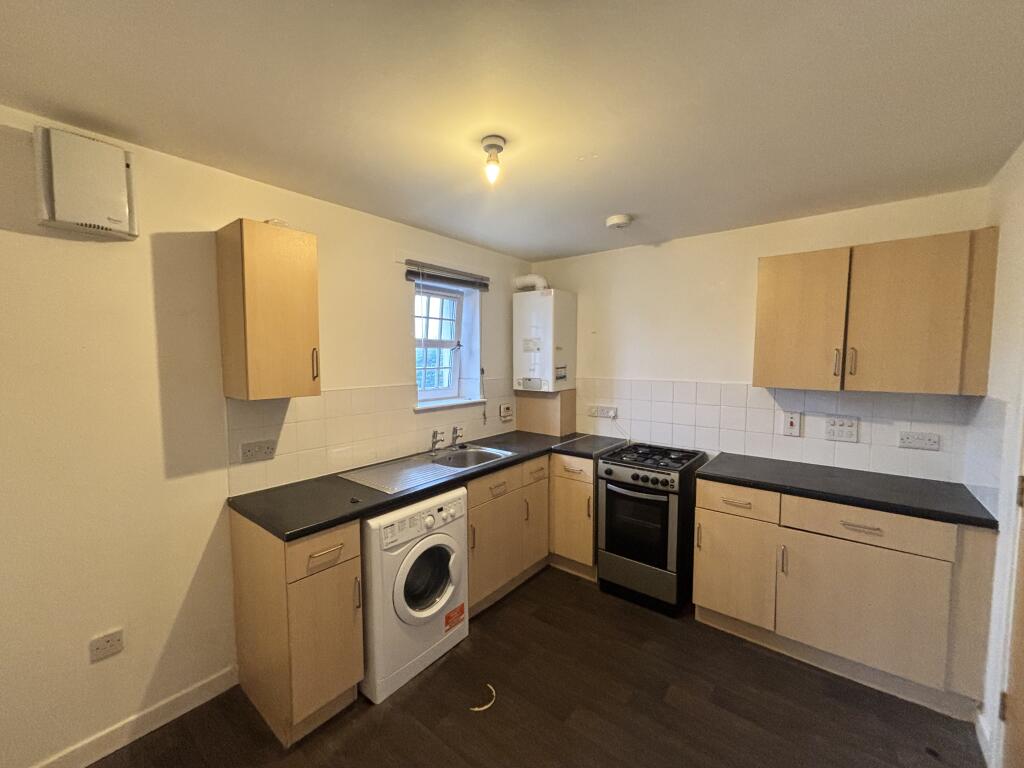 Main image of property: 21/4 Stuart Square, Edinburgh