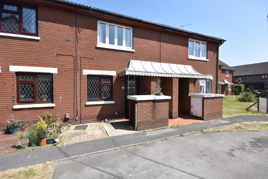 Main image of property: Stroudley Avenue, Drayton, Portsmouth, PO6