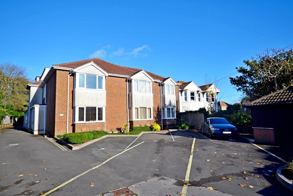 Main image of property: Station Road, Netley Abbey, Southampton, SO31