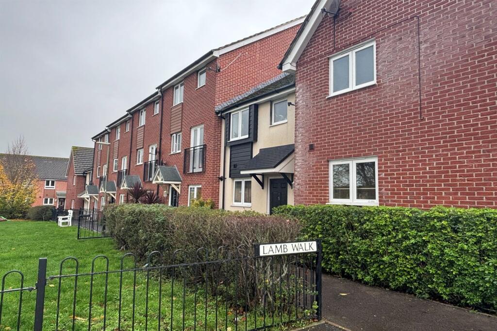 Main image of property: Lamb Walk, Havant, PO9