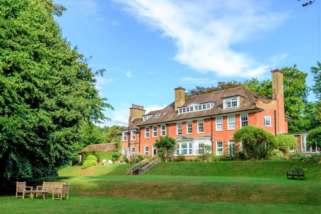 Main image of property: St. Georges Wood, Grayswood Road, Haslemere, GU27