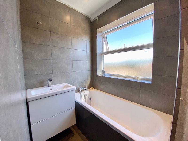 3 bedroom semidetached house for sale in Upton Road South, Bexley, DA5