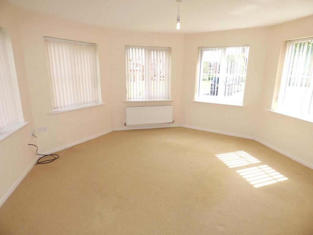 Main image of property: 98 Royal Drive, Fulwood, Preston, PR2