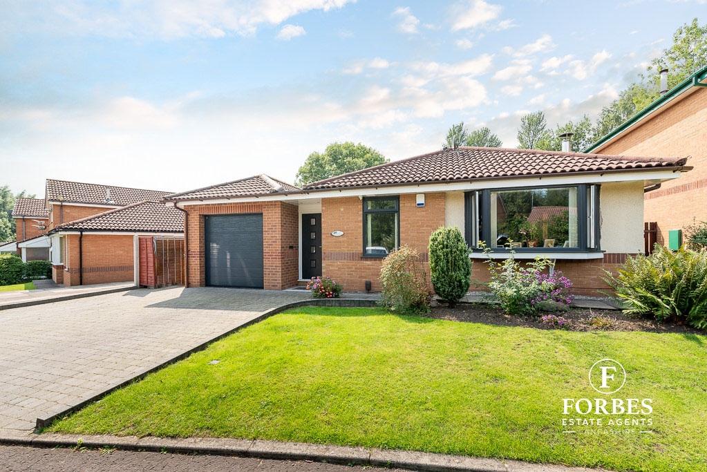 3 bedroom bungalow for sale in Clover Field, ClaytonleWoods, PR6