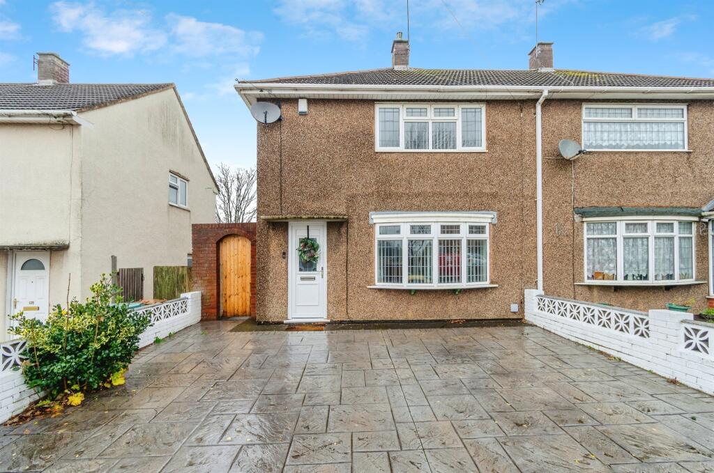 Main image of property: Poplar Avenue, Bentley, Walsall