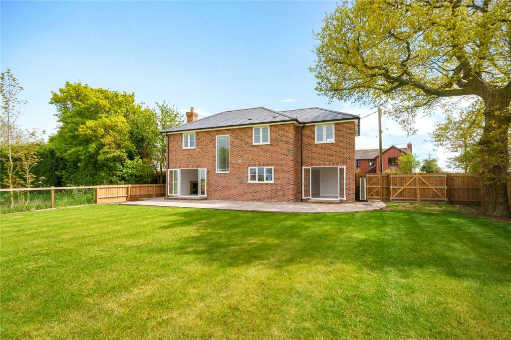 4 bedroom detached house for sale in Saxham Street, Stowupland