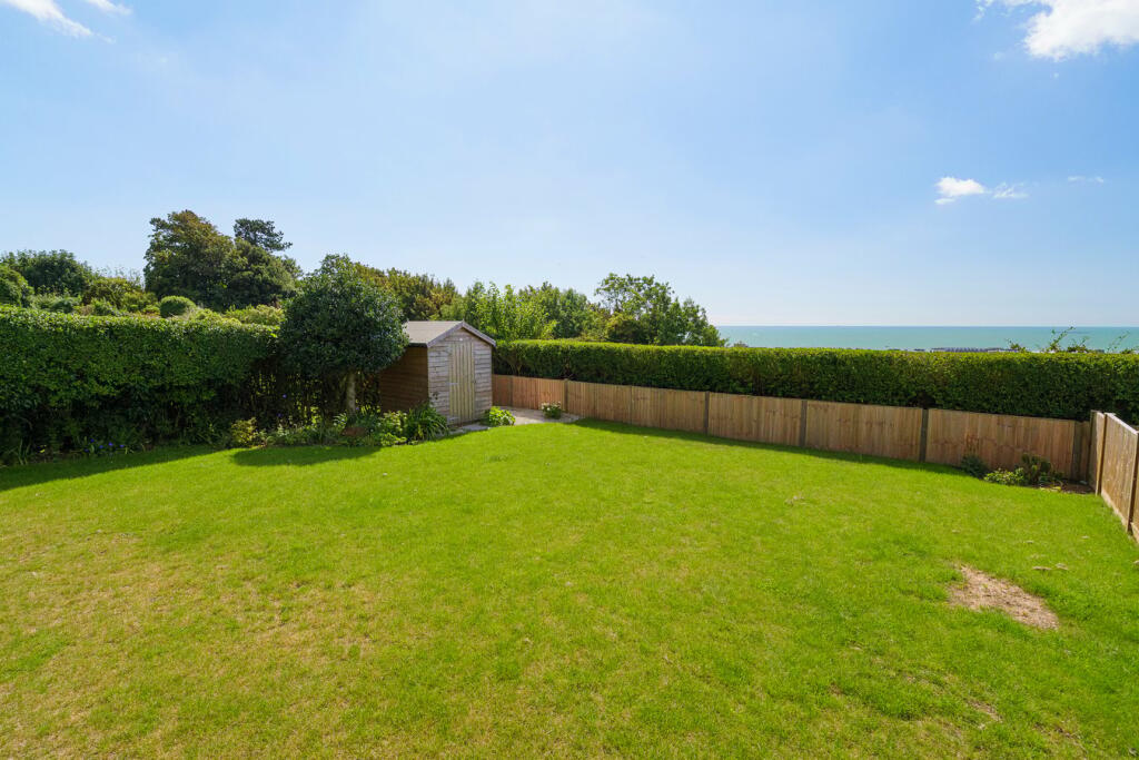 2 bedroom apartment for sale in Redlynch House, Hillcrest Road, Hythe, CT21