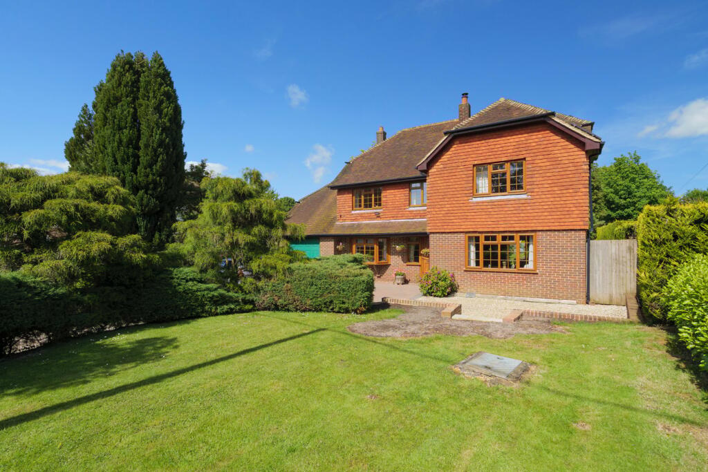 Additional property image - Longage Hill, Rhodes Minnis, Canterbury, CT4