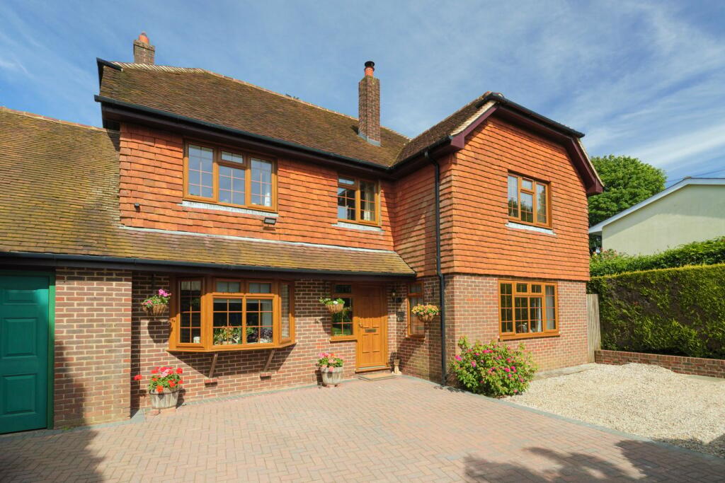 Additional property image - Longage Hill, Rhodes Minnis, Canterbury, CT4
