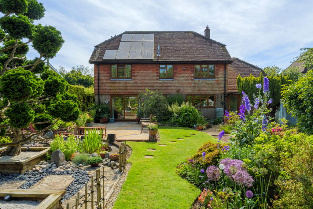 Additional property image - Longage Hill, Rhodes Minnis, Canterbury, CT4