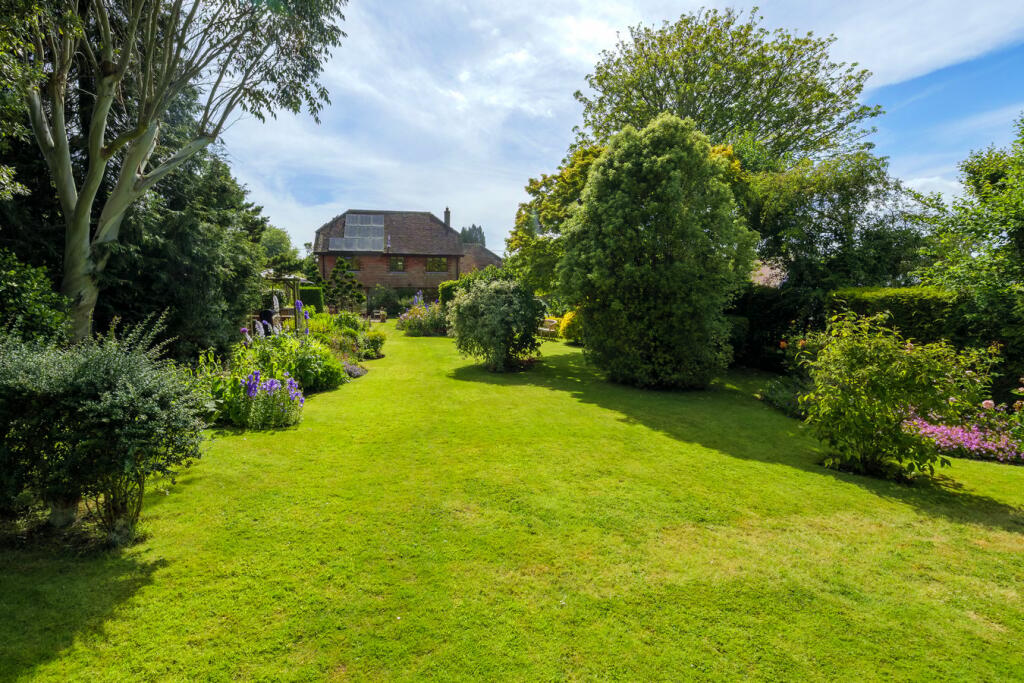 Additional property image - Longage Hill, Rhodes Minnis, Canterbury, CT4