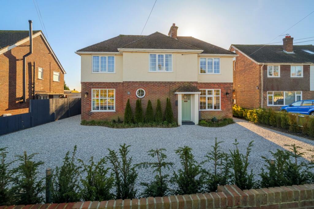 5 bedroom detached house for sale in The Street, Hawkinge, Folkestone, CT18