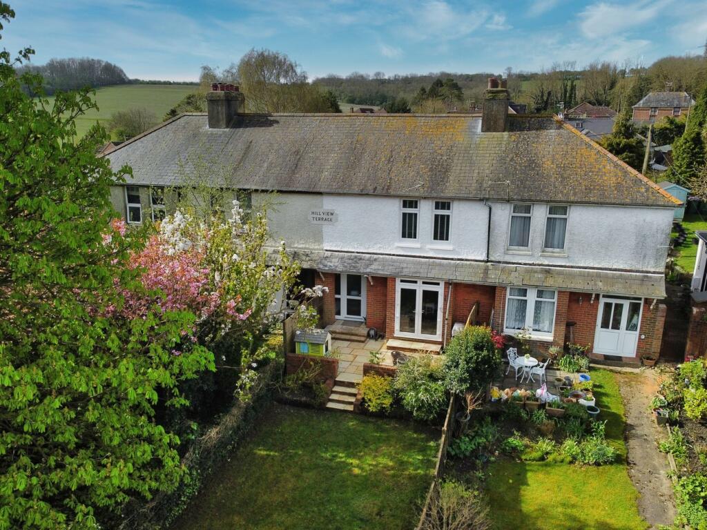 3 bedroom terraced house for sale in Westfield Lane, Etchinghill