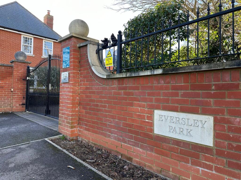 Additional property image - Eversley Park, Sandgate, Folkestone, CT20