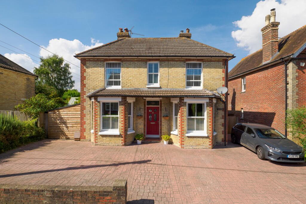Main image of property: Church Road, Lyminge, Folkestone, CT18