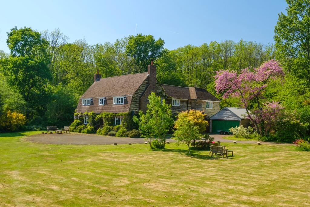 Main image of property: Collards Lane, Elham, Canterbury, CT4