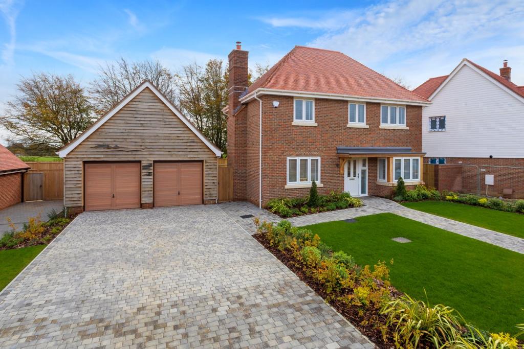 3 bedroom detached house for sale in Thorn Lane, Stelling Minnis