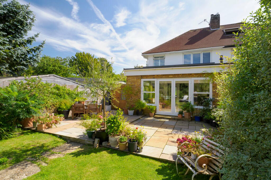 Additional property image - Orchard Valley, Hythe, CT21