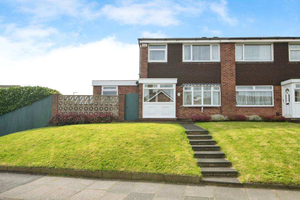3 bedroom semidetached house for sale in Witton Lane, West Bromwich, B71