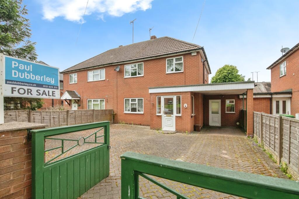 3 bedroom semidetached house for sale in Radnor Green, West Bromwich, B71