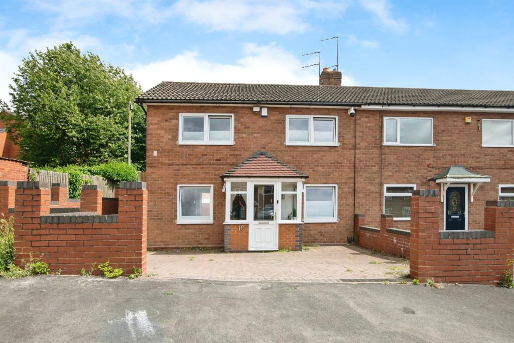 Additional property image - Selkirk Close, West Bromwich