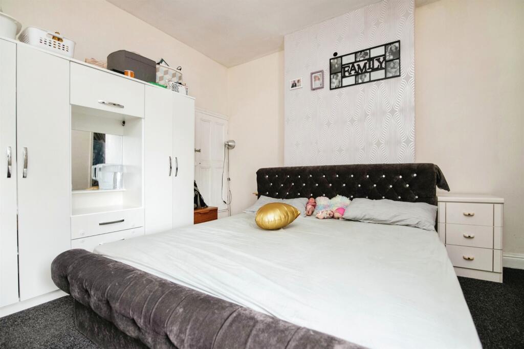 Additional property image - Thompson Road, Oldbury