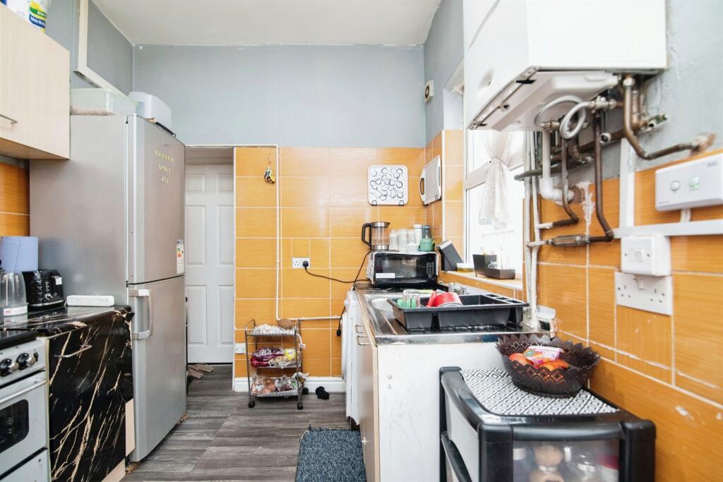 Additional property image - Thompson Road, Oldbury