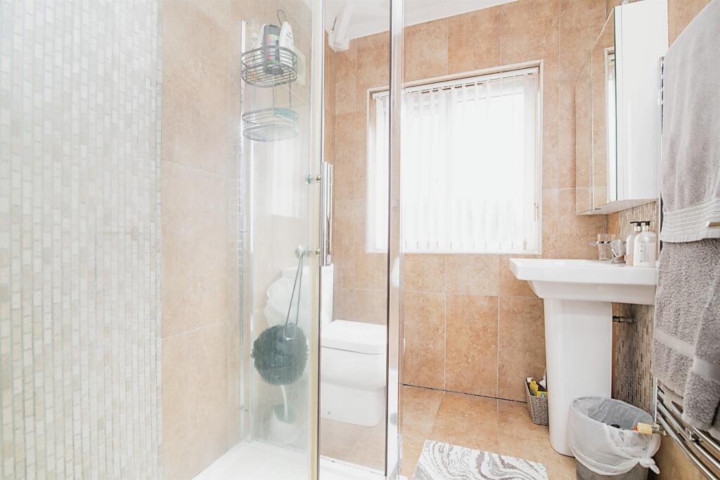 3 bedroom semidetached house for sale in Whitgreave Street, West