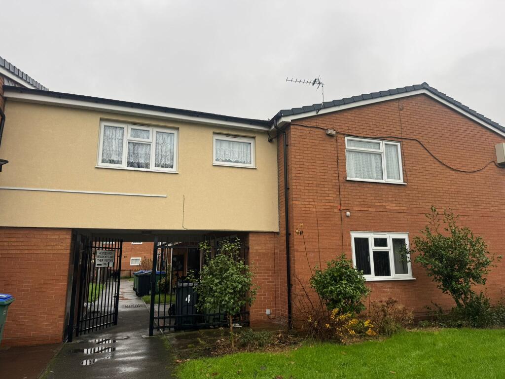 Main image of property: Old Canal Walk, Tipton