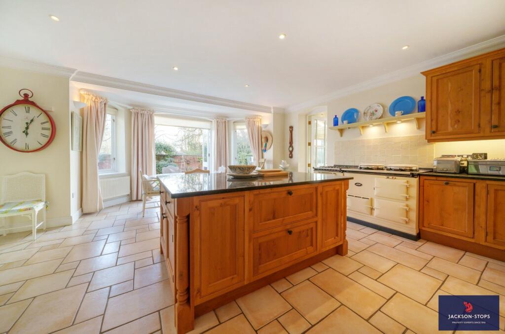5 bedroom town house for sale in The Severals, Bury Road, Newmarket