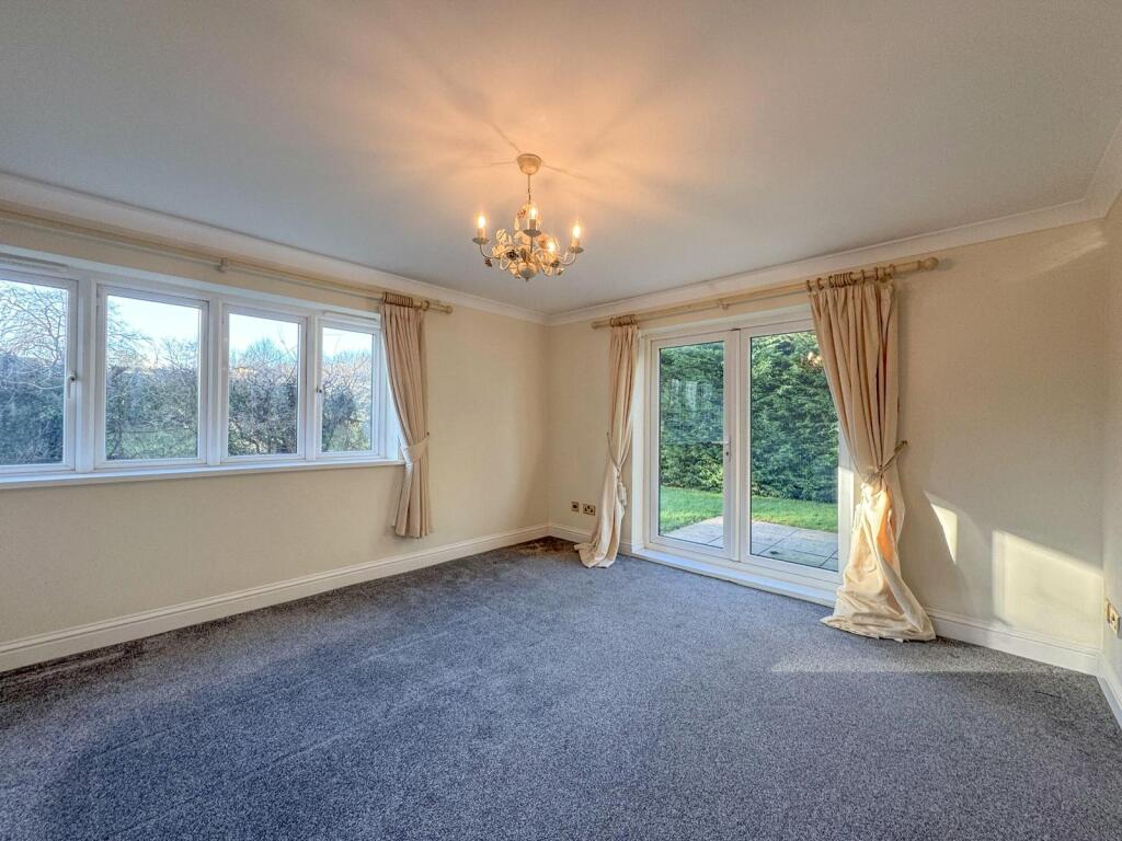 Additional property image - Newmarket Road, Cheveley, Newmarket, Suffolk, CB8