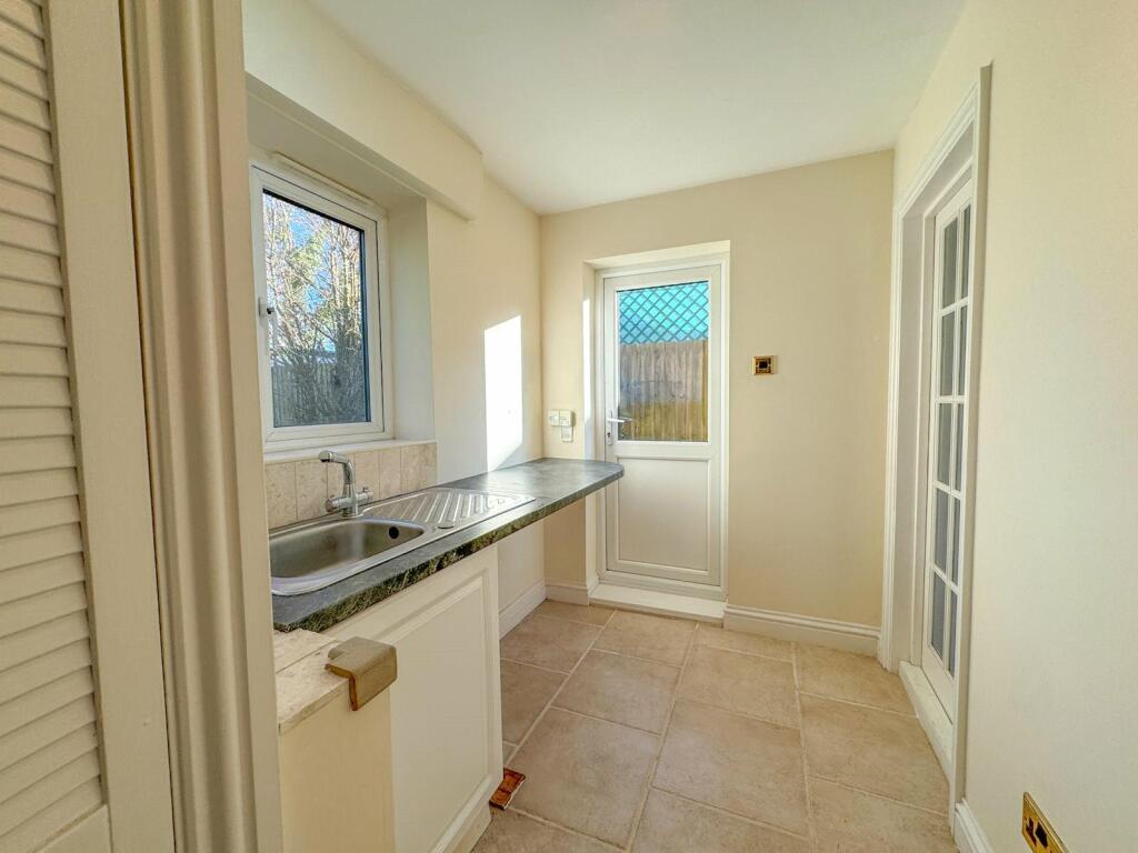 Additional property image - Newmarket Road, Cheveley, Newmarket, Suffolk, CB8