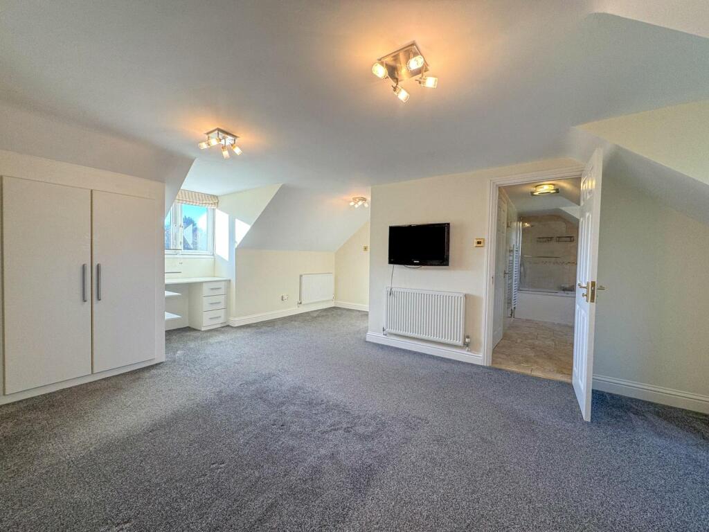 Additional property image - Newmarket Road, Cheveley, Newmarket, Suffolk, CB8