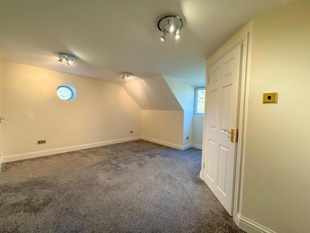 Additional property image - Newmarket Road, Cheveley, Newmarket, Suffolk, CB8