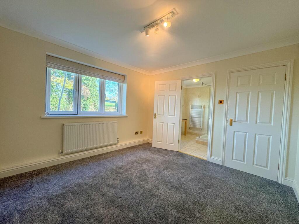 Additional property image - Newmarket Road, Cheveley, Newmarket, Suffolk, CB8